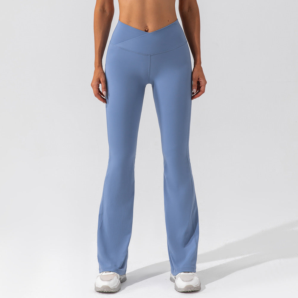 V Shape Flared Pants ・Vベルトシェイプのフレアパンツ