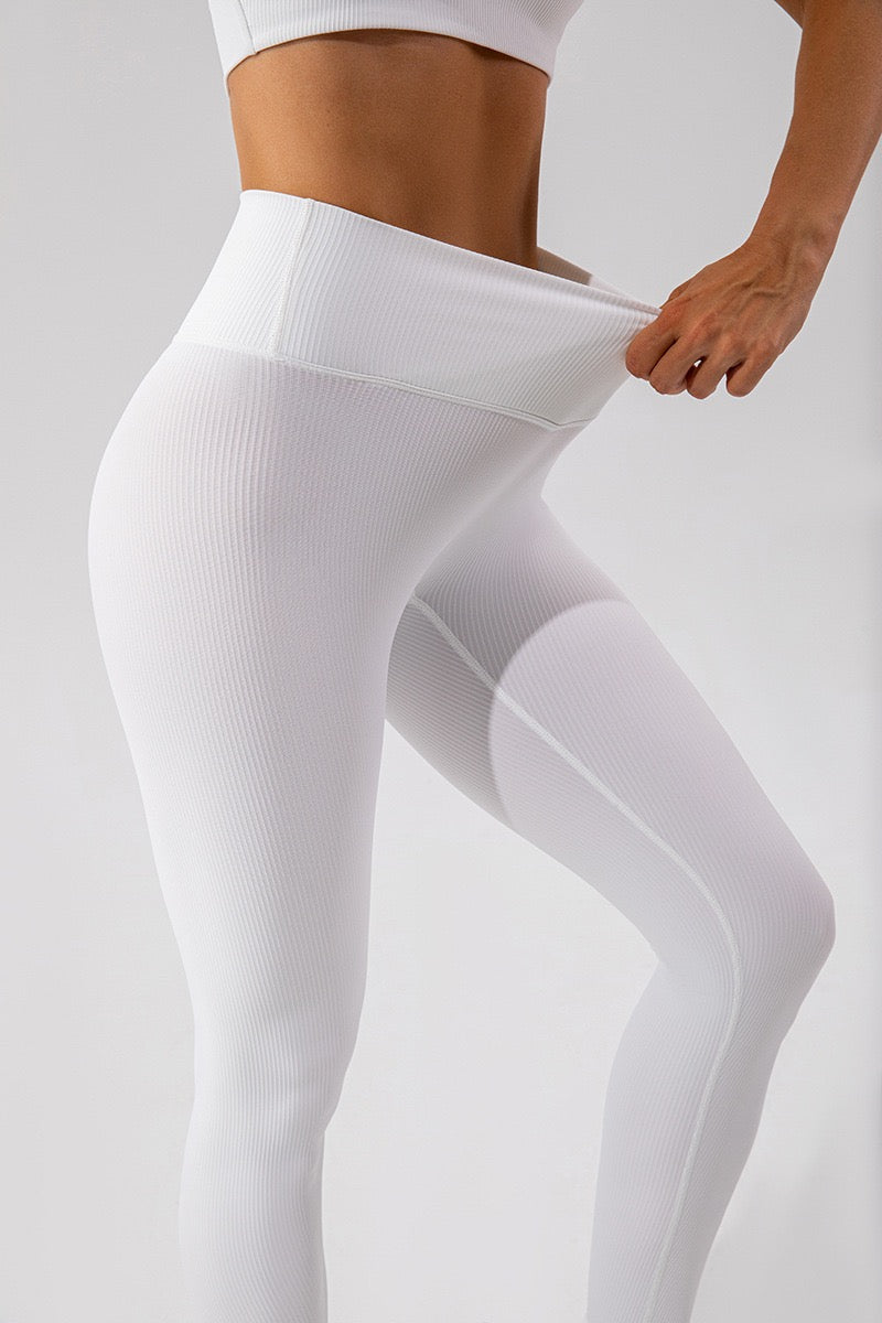 Ribbed Motion Leggings