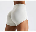 Gallery viewerに画像を読み込む, SculptLift Shorts
