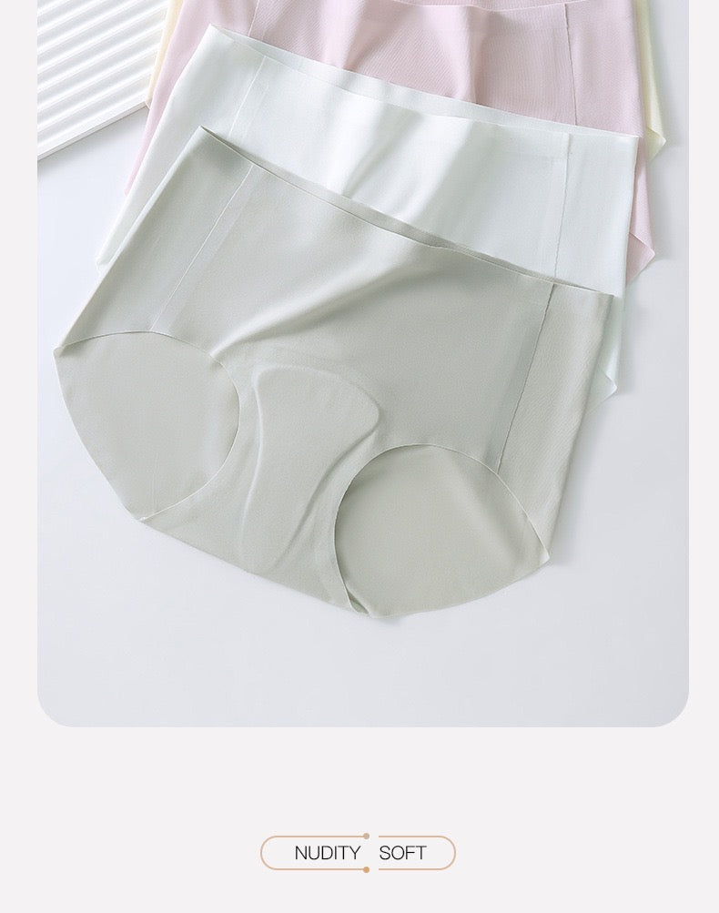 SoftGlow Seamless Panties
シームレスヨガショーツ